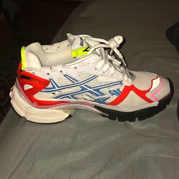 Multi Color Balenciagas Runner Sneakers 42EU - Picture 3 of 4